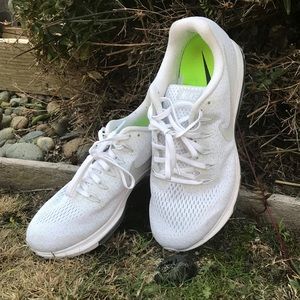 Nike women’s zoom all out (US;9,UK;6.5,EUR;40.5)